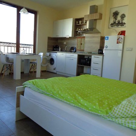 Nereya Palace Studio Mona Apartman Pomorie Kültér fotó