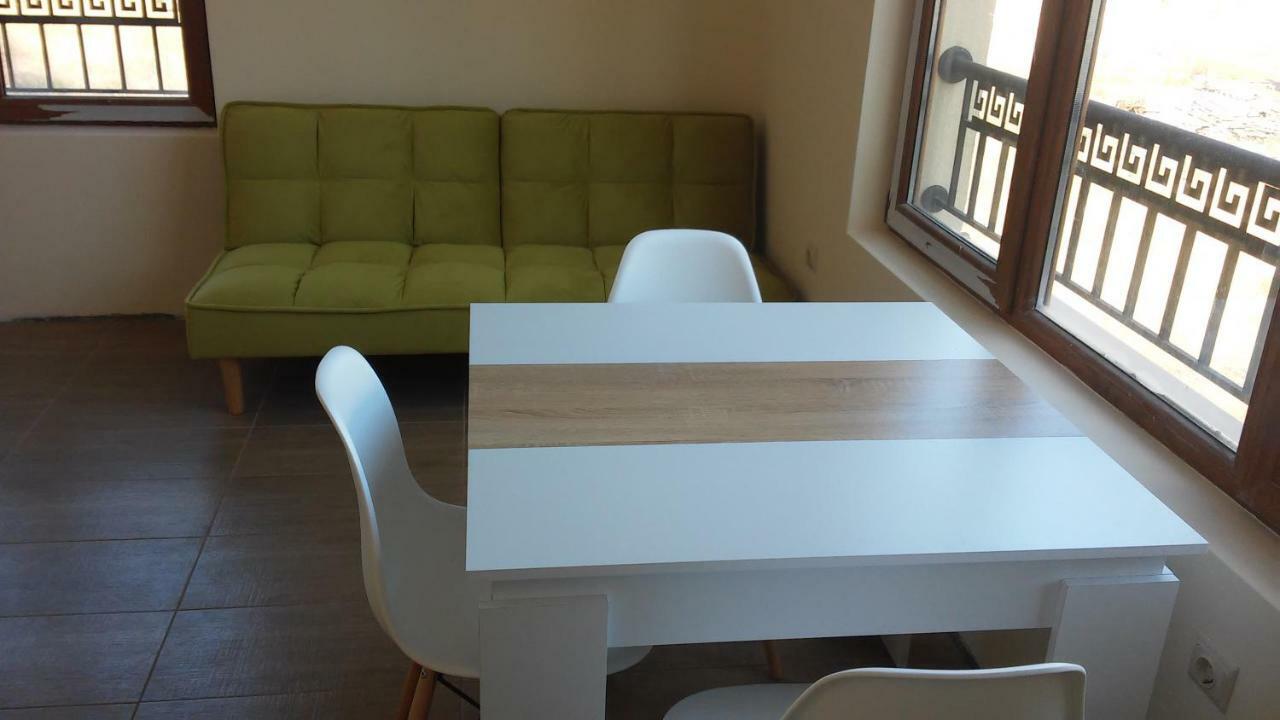 Nereya Palace Studio Mona Apartman Pomorie Kültér fotó