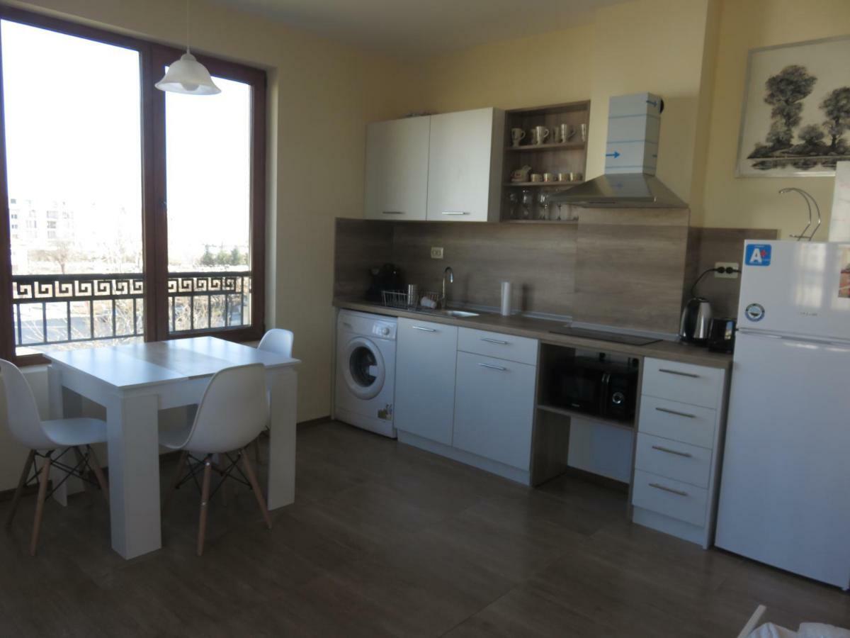 Nereya Palace Studio Mona Apartman Pomorie Kültér fotó