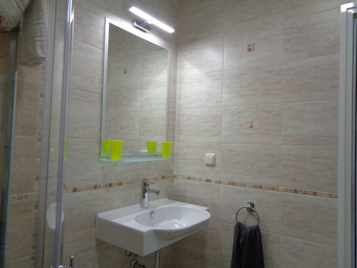 Nereya Palace Studio Mona Apartman Pomorie Kültér fotó