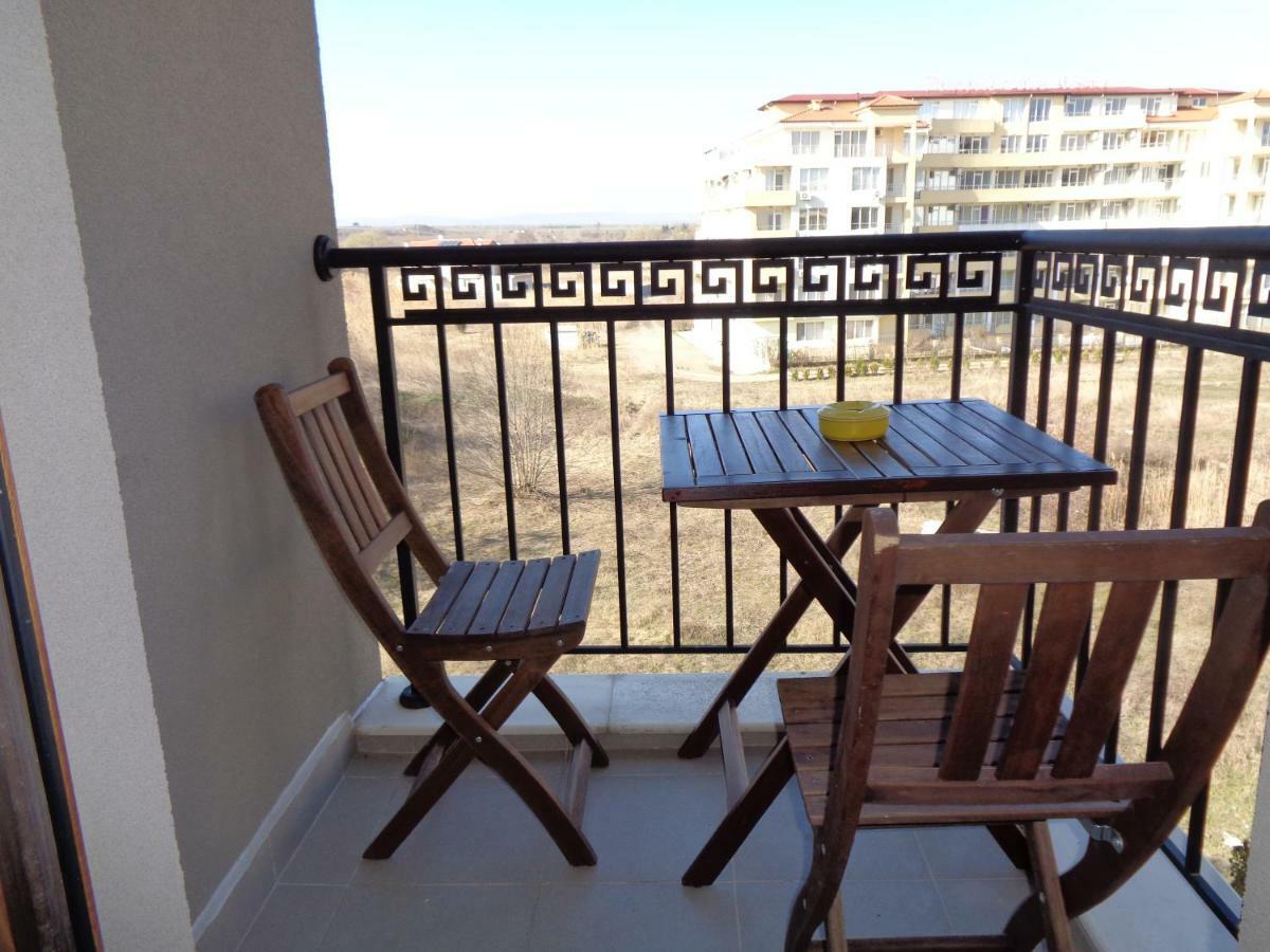 Nereya Palace Studio Mona Apartman Pomorie Kültér fotó